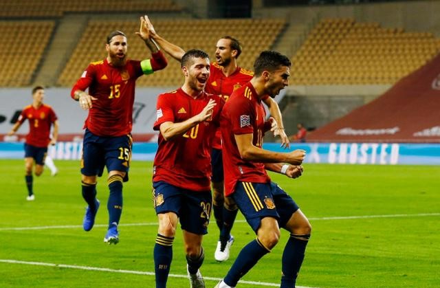  摩纳哥客场逆转马赛，法甲争冠格局再生变数